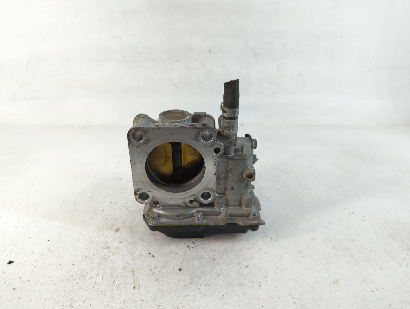 2016-2022 Honda Civic Throttle Body P/N:M190209 GMH1A Fits Fits 2016 2017 2018 2019 2020 2021 2022 OEM Used Auto Parts - Oemusedautoparts1.com