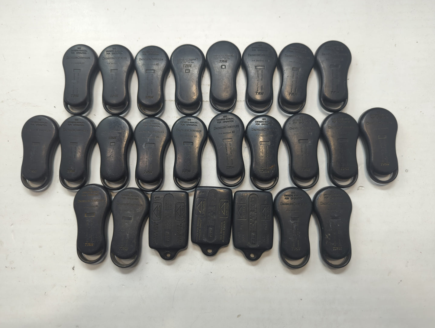 Lot of 25 Dodge Keyless Entry Remote Fob MIXED FCC IDS MIXED PART NUMBERS - Oemusedautoparts1.com