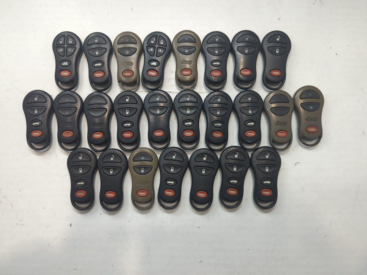 Lot of 25 Dodge Keyless Entry Remote Fob MIXED FCC IDS MIXED PART NUMBERS - Oemusedautoparts1.com