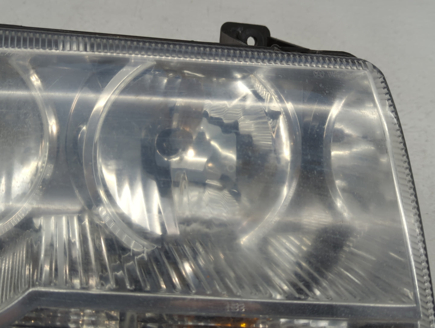 2005-2007 Chrysler 300 Passenger Right Oem Head Light Headlight Lamp - Oemusedautoparts1.com