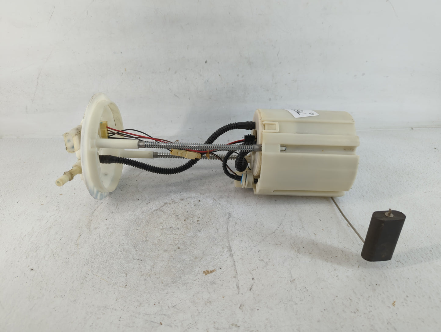 2005-2009 Dodge Ram 2500 Electrical Gas Fuel Pump Assembly - Oemusedautoparts1.com