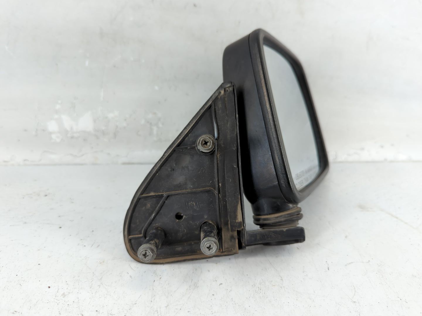 2000-2004 Nissan Frontier Side Mirror Replacement Passenger Right View Door Mirror Fits Fits 2000 2001 2002 2003 2004 OEM Used Auto Parts - Oemusedautoparts1.com