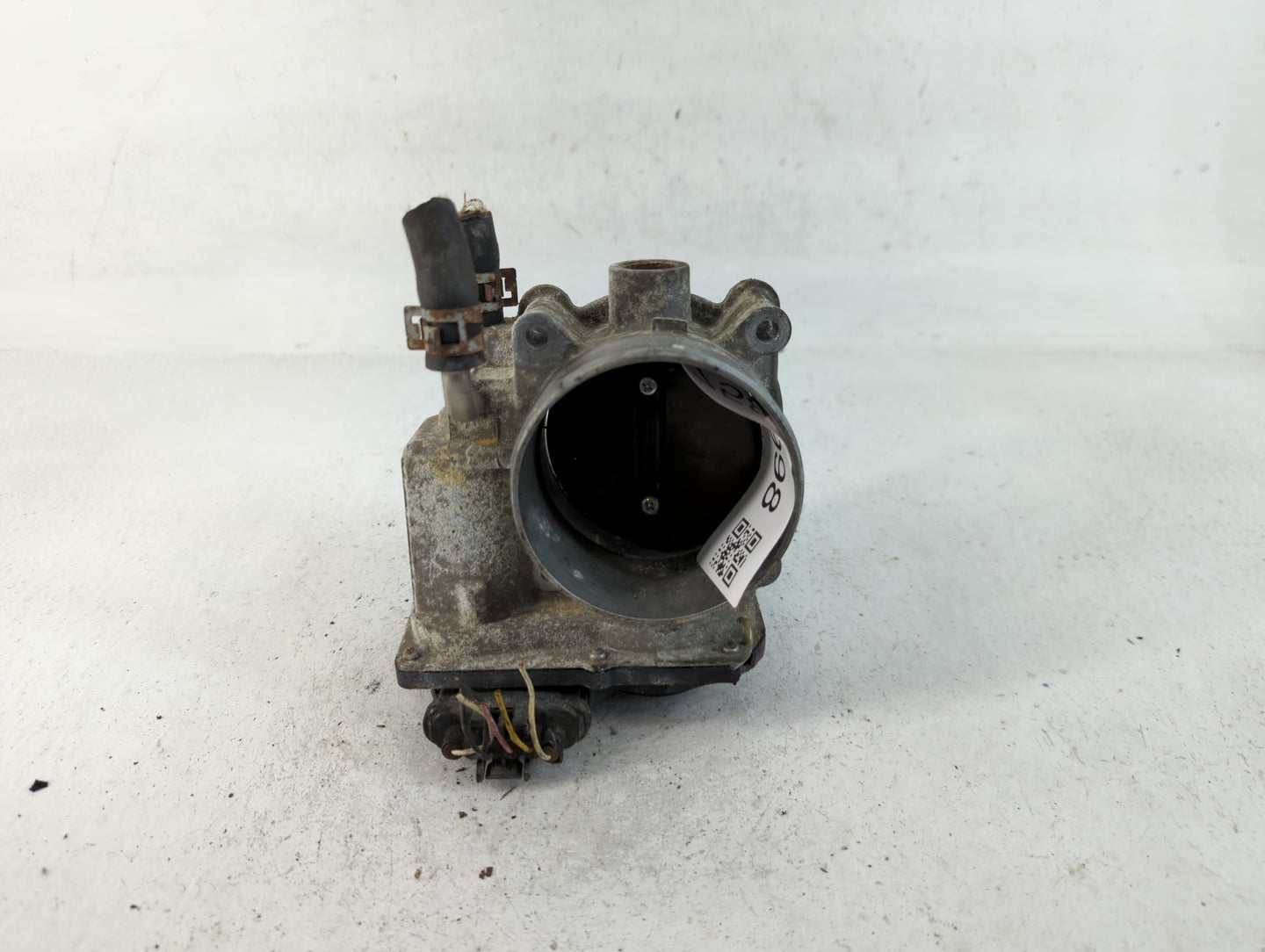 2007-2016 Toyota Sienna Throttle Body P/N:22030-0P050 Fits OEM Used Auto Parts - Oemusedautoparts1.com