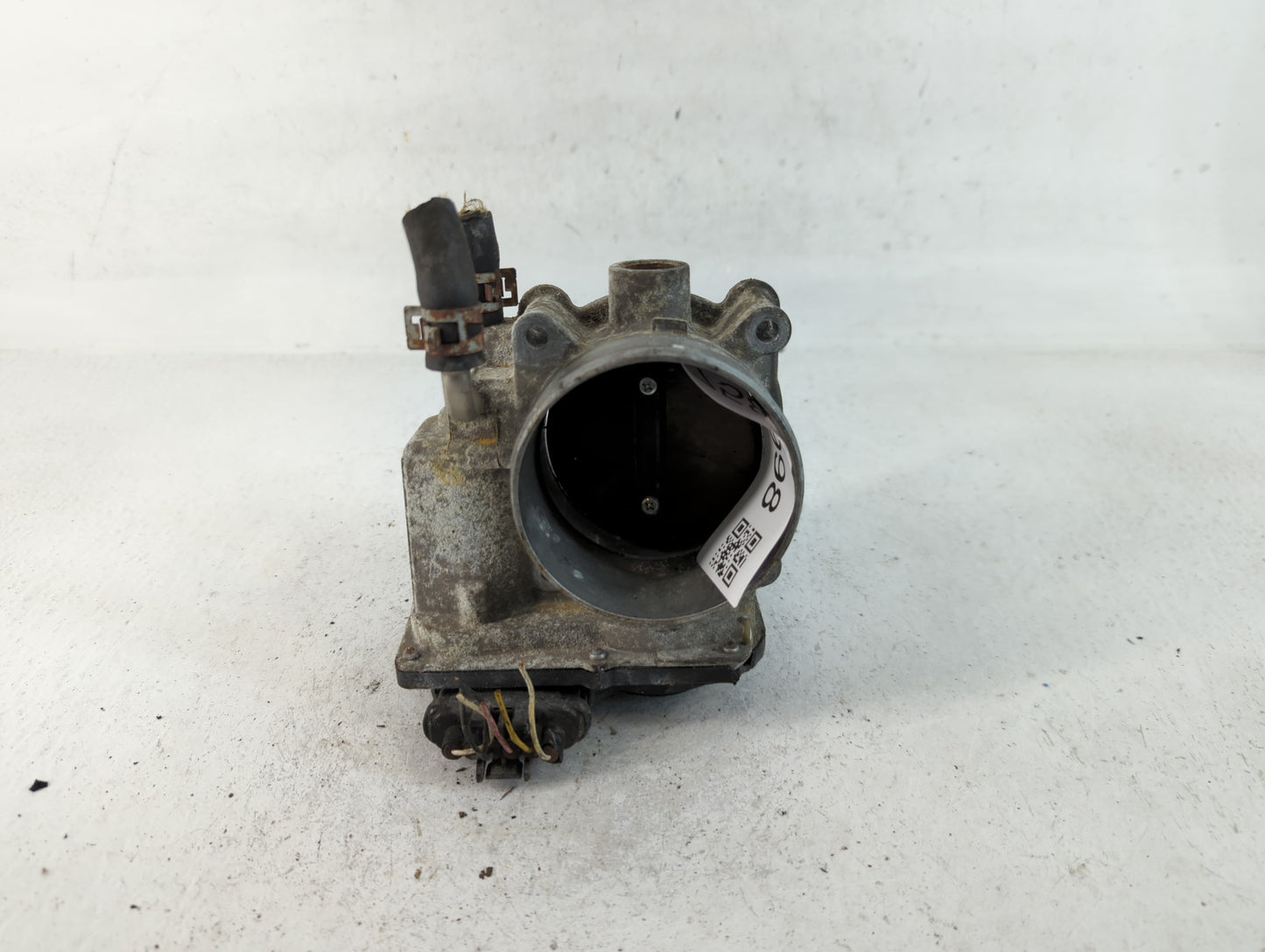 2007-2016 Toyota Sienna Throttle Body P/N:22030-0P050 Fits OEM Used Auto Parts - Oemusedautoparts1.com