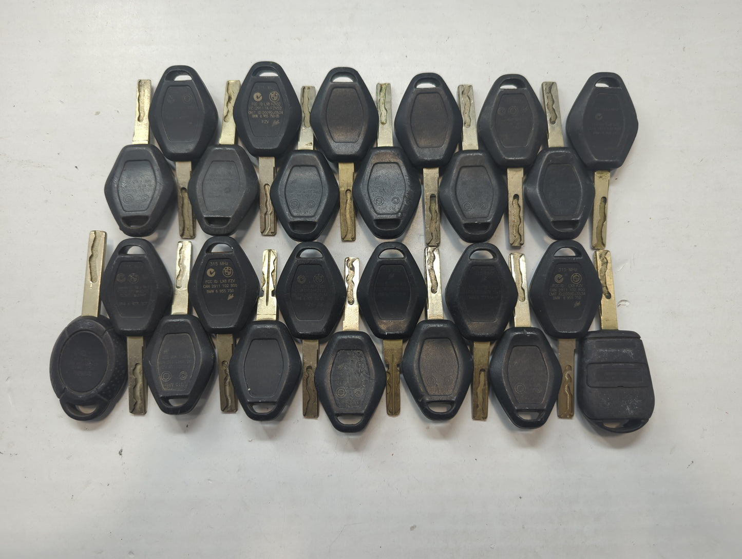 Lot of 25 Bmw Keyless Entry Remote Fob MIXED FCC IDS MIXED PART NUMBERS - Oemusedautoparts1.com