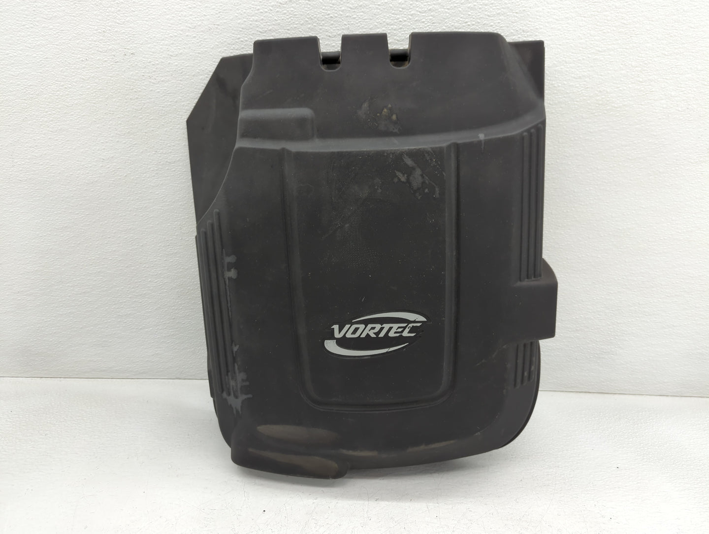 2007 Chevrolet Tahoe Engine Cover - Oemusedautoparts1.com