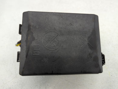 2014-2016 Chevrolet Sonic Fusebox Fuse Box Panel Relay Module P/N:95383529 Fits Fits 2014 2015 2016 OEM Used Auto Parts