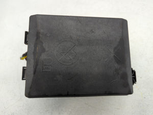 2014-2016 Chevrolet Sonic Fusebox Fuse Box Panel Relay Module P/N:95383529 Fits Fits 2014 2015 2016 OEM Used Auto Parts