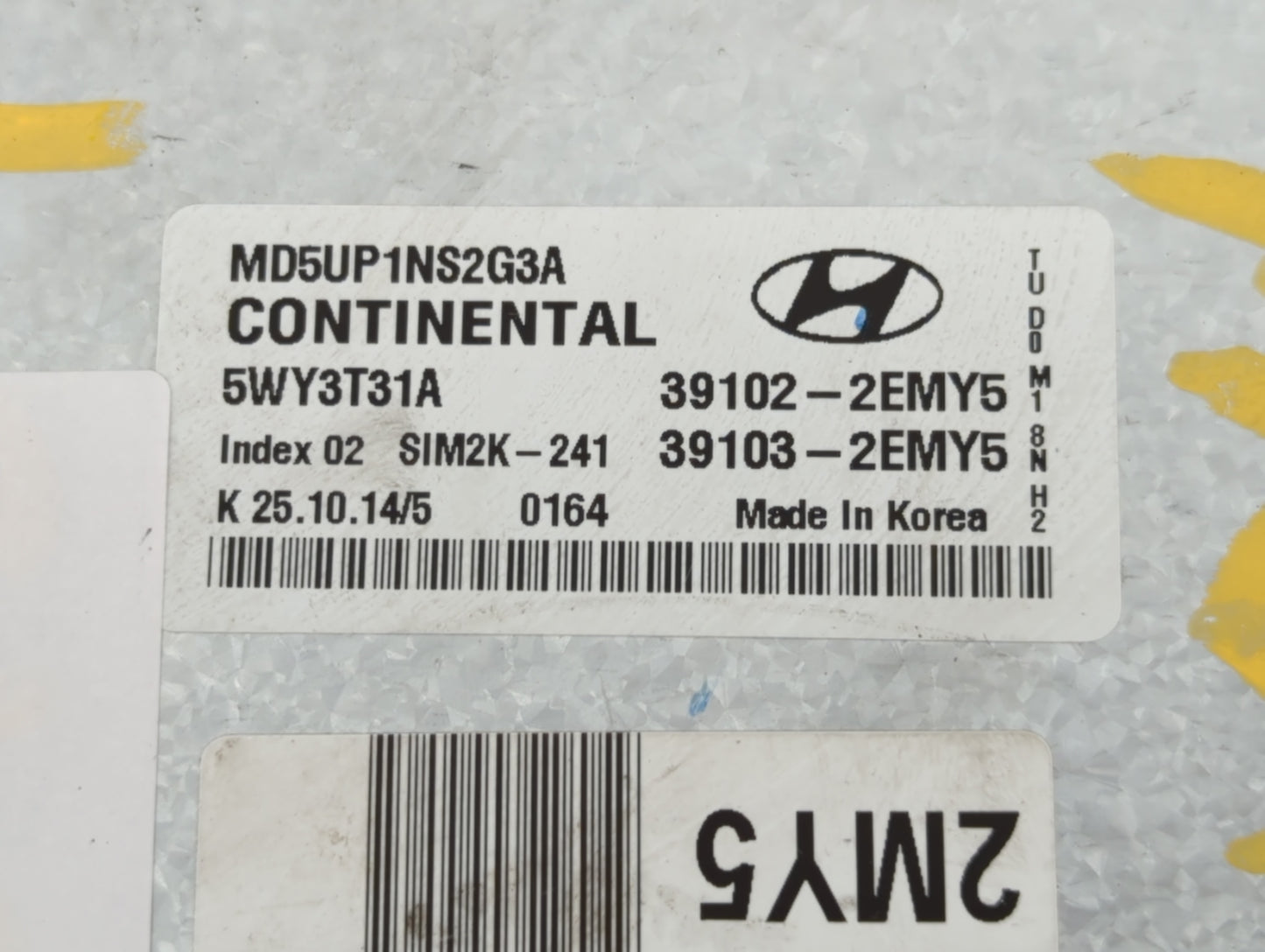 2015 Hyundai Elantra PCM Engine Control Computer ECU ECM PCU OEM P/N:39103-2EMY5 39102-2EMY5 Fits OEM Used Auto Parts - Oemusedautoparts1.com