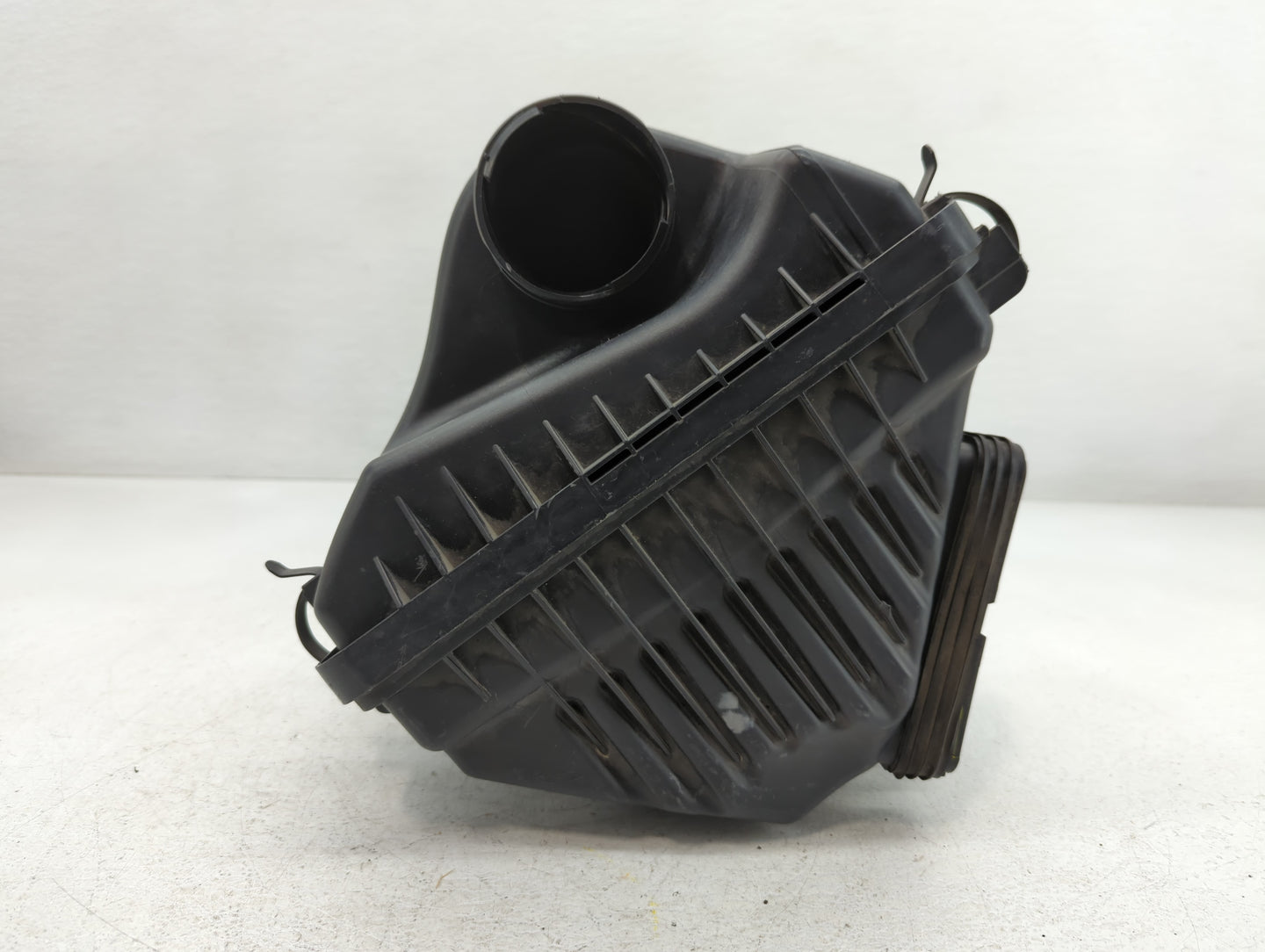 2011-2014 Hyundai Sonata Air Cleaner Intake-duct Hose Tube - Oemusedautoparts1.com