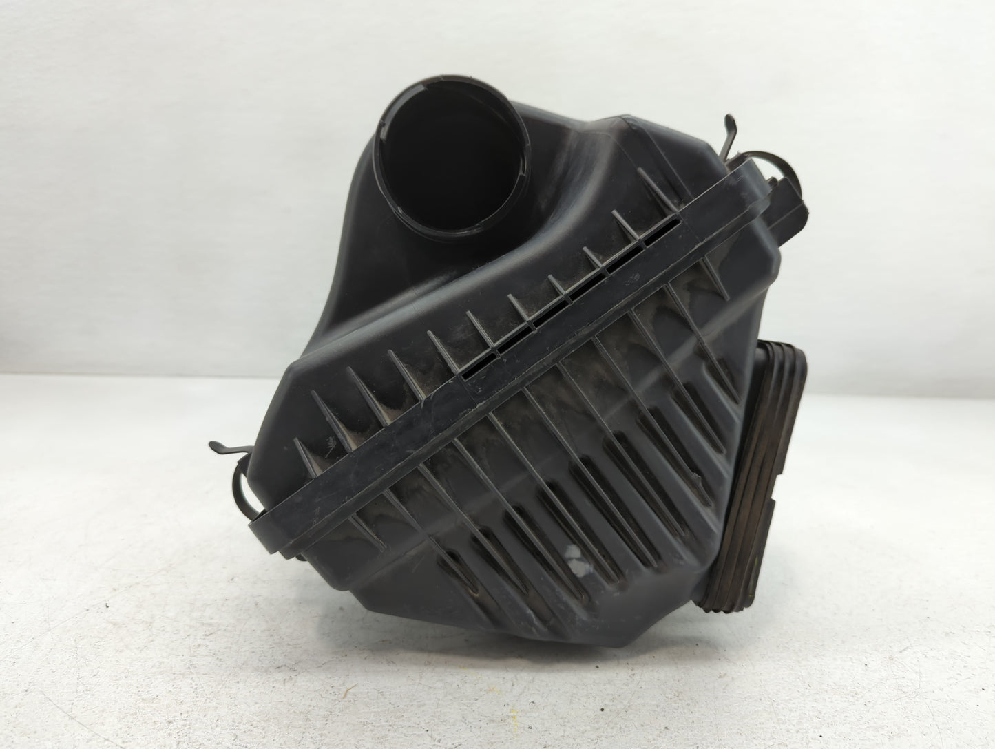 2011-2014 Hyundai Sonata Air Cleaner Intake-duct Hose Tube - Oemusedautoparts1.com