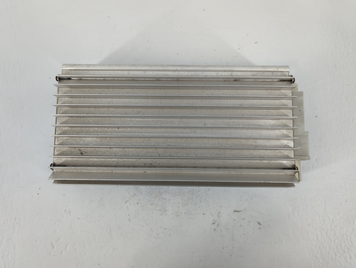 2002 Cadillac Escalade Radio AM FM Cd Player Receiver Replacement P/N:15060881 Fits Fits 2001 OEM Used Auto Parts - Oemusedautoparts1.com