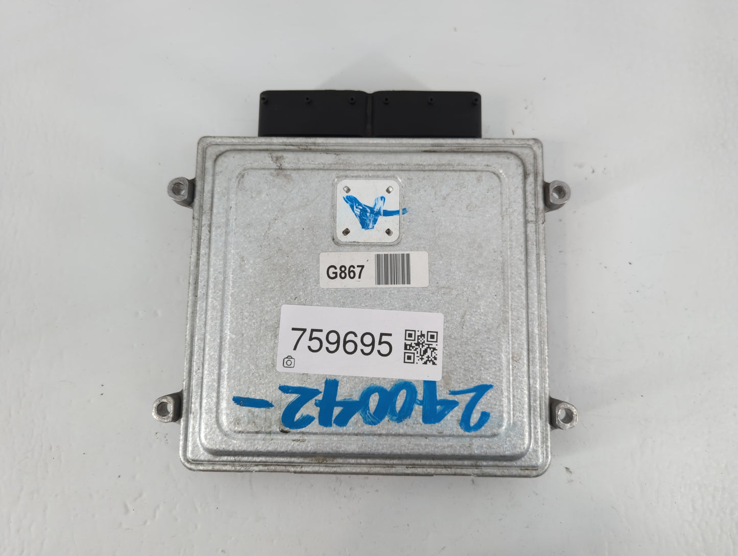 2011-2013 Kia Optima PCM Engine Control Computer ECU ECM PCU OEM P/N:39111-2G867 39101-2G867 Fits Fits 2011 2012 2013 OEM Used Auto Parts - Oemusedautoparts1.com