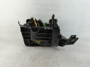 2019-2020 Ford Edge Fusebox Fuse Box Panel Relay Module P/N:G2GT14A075AA Fits Fits 2019 2020 OEM Used Auto Parts