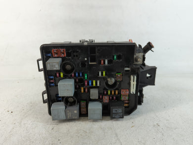 2021 Buick Encore Fusebox Fuse Box Panel Relay Module P/N:C0000508 30959L 42624875 Fits Fits 2018 2019 2020 OEM Used Auto Parts