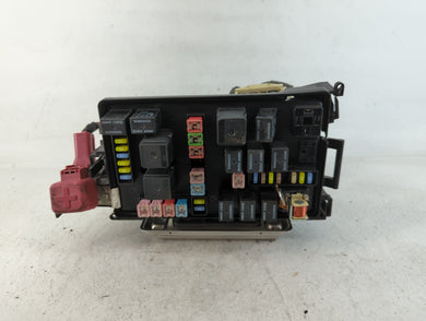 2006-2007 Chrysler 300 Fusebox Fuse Box Panel Relay Module P/N:P04692028AL Fits Fits 2006 2007 OEM Used Auto Parts