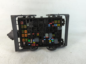 2020 Gmc Yukon Xl 1500 Fusebox Fuse Box Panel Relay Module P/N:84114437 Fits Fits 2015 2016 2017 2018 2019 OEM Used Auto Parts