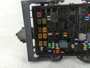 2020 Gmc Yukon Xl 1500 Fusebox Fuse Box Panel Relay Module P/N:84114437 Fits Fits 2015 2016 2017 2018 2019 OEM Used Auto Parts