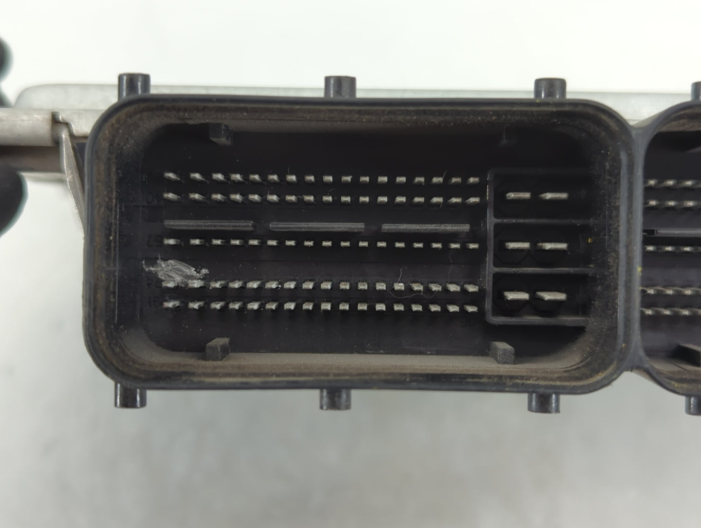 2015-2017 Hyundai Sonata PCM Engine Control Computer ECU ECM PCU OEM P/N:39111-2GGL5 39101-2GGL5 Fits Fits 2015 2016 2017 OEM Used Auto Parts - Oemusedautoparts1.com