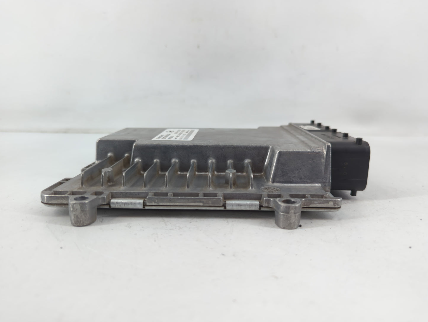 2015-2017 Hyundai Sonata PCM Engine Control Computer ECU ECM PCU OEM P/N:39111-2GGL5 39101-2GGL5 Fits Fits 2015 2016 2017 OEM Used Auto Parts - Oemusedautoparts1.com