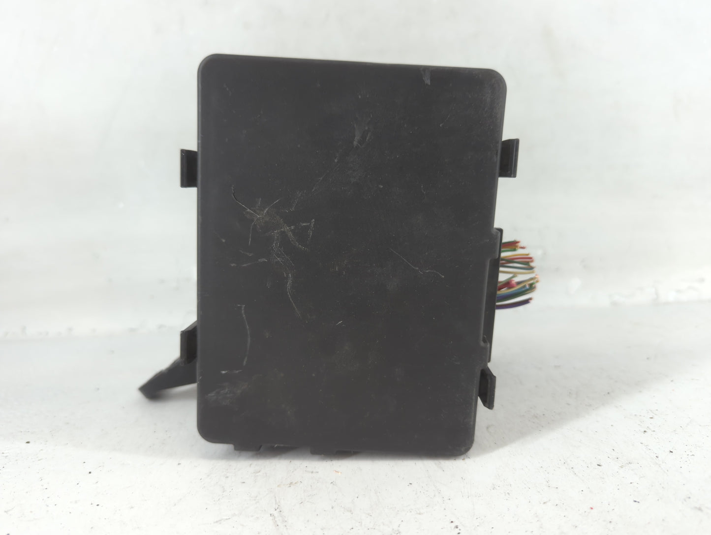 2013-2019 Nissan Versa Fusebox Fuse Box Panel Relay Module P/N:3506001FNE 284B7 3TS0B Fits Fits 2013 2014 2015 2016 2017 2018 2019 OEM Used Auto Parts - Oemusedautoparts1.com