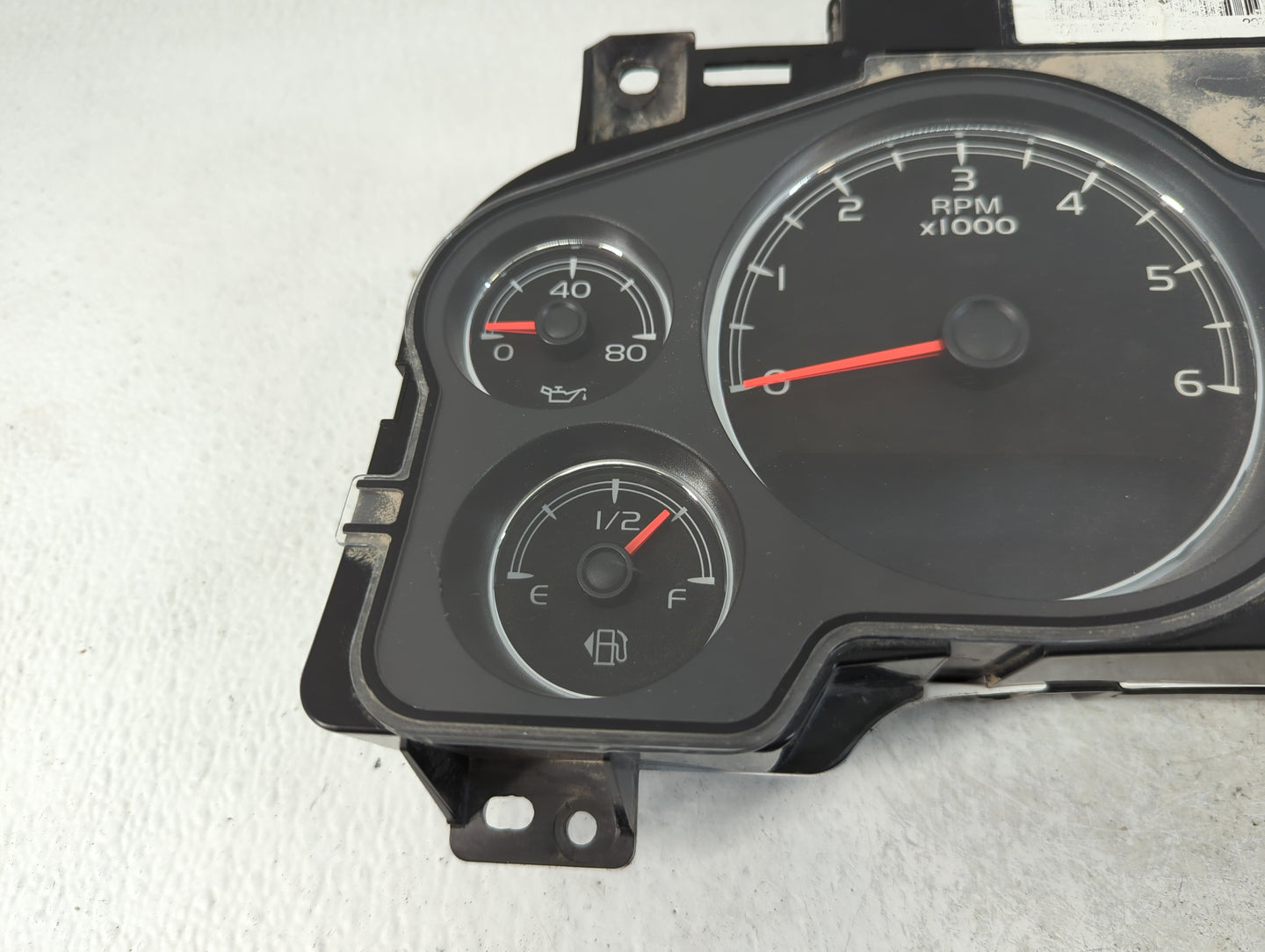 2012-2014 Gmc Yukon Xl Instrument Cluster Speedometer Gauges Fits Fits 2012 2013 2014 OEM Used Auto Parts - Oemusedautoparts1.com