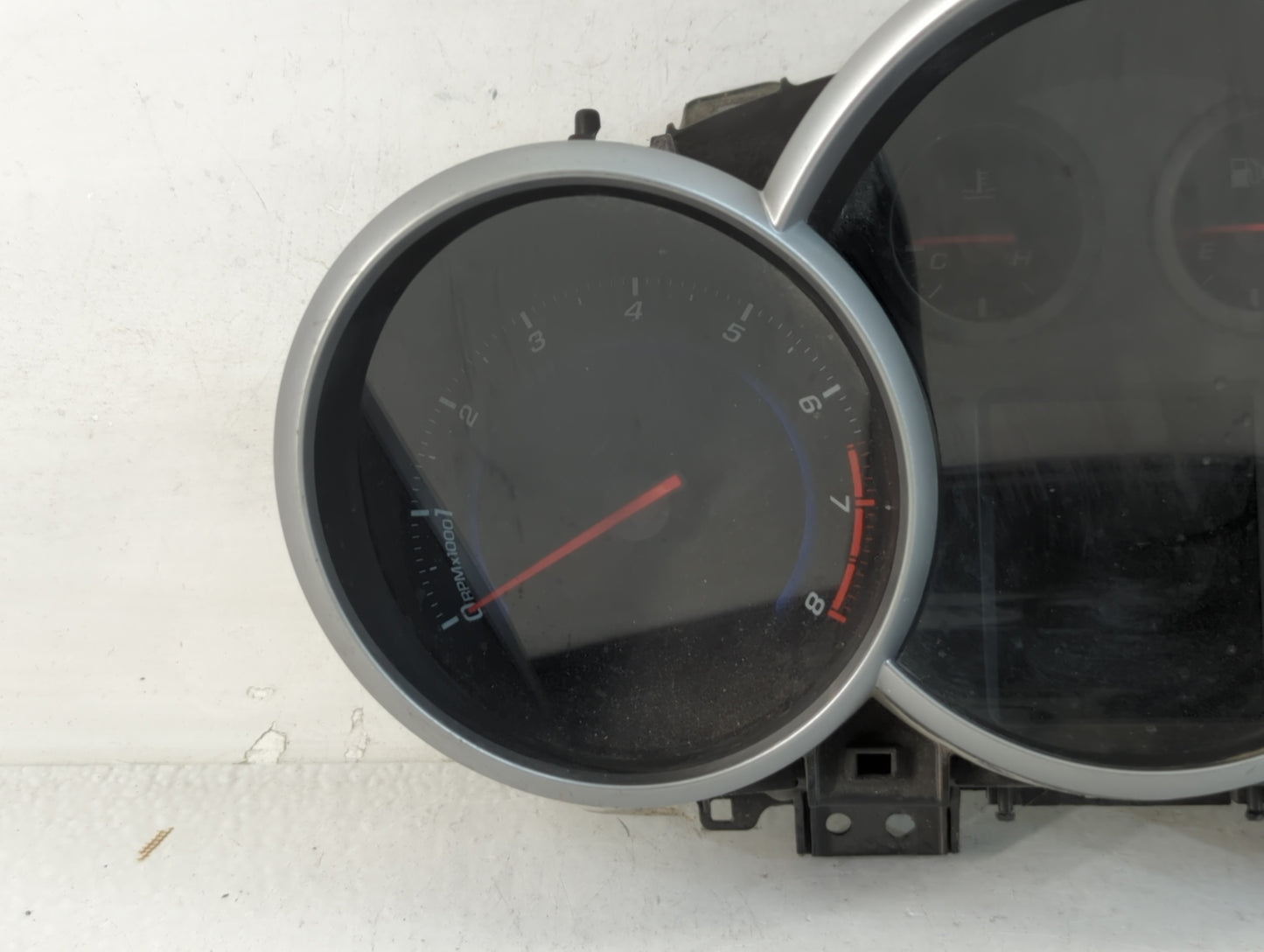 2013-2014 Chevrolet Cruze Instrument Cluster Speedometer Gauges P/N:13152 95129378 Fits Fits 2013 2014 OEM Used Auto Parts - Oemusedautoparts1.com
