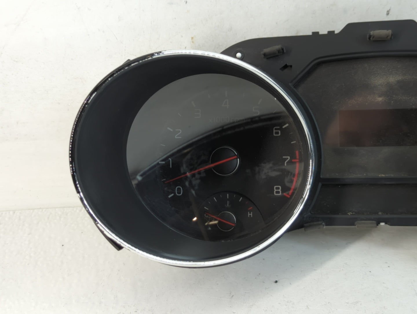 2015-2016 Kia Sedona Instrument Cluster Speedometer Gauges P/N:94003-A9021 Fits Fits 2015 2016 OEM Used Auto Parts - Oemusedautoparts1.com