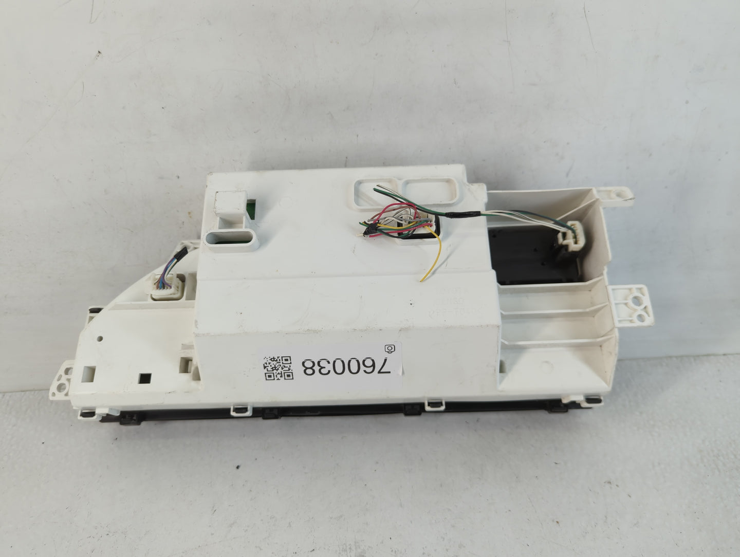 2007 Toyota Avalon Instrument Cluster Speedometer Gauges P/N:83290-07090-00 Fits OEM Used Auto Parts - Oemusedautoparts1.com