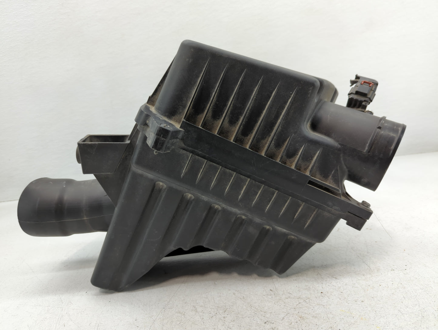 2012-2012 Chevrolet Captiva Sport Air Cleaner Intake-duct Hose Tube - Oemusedautoparts1.com