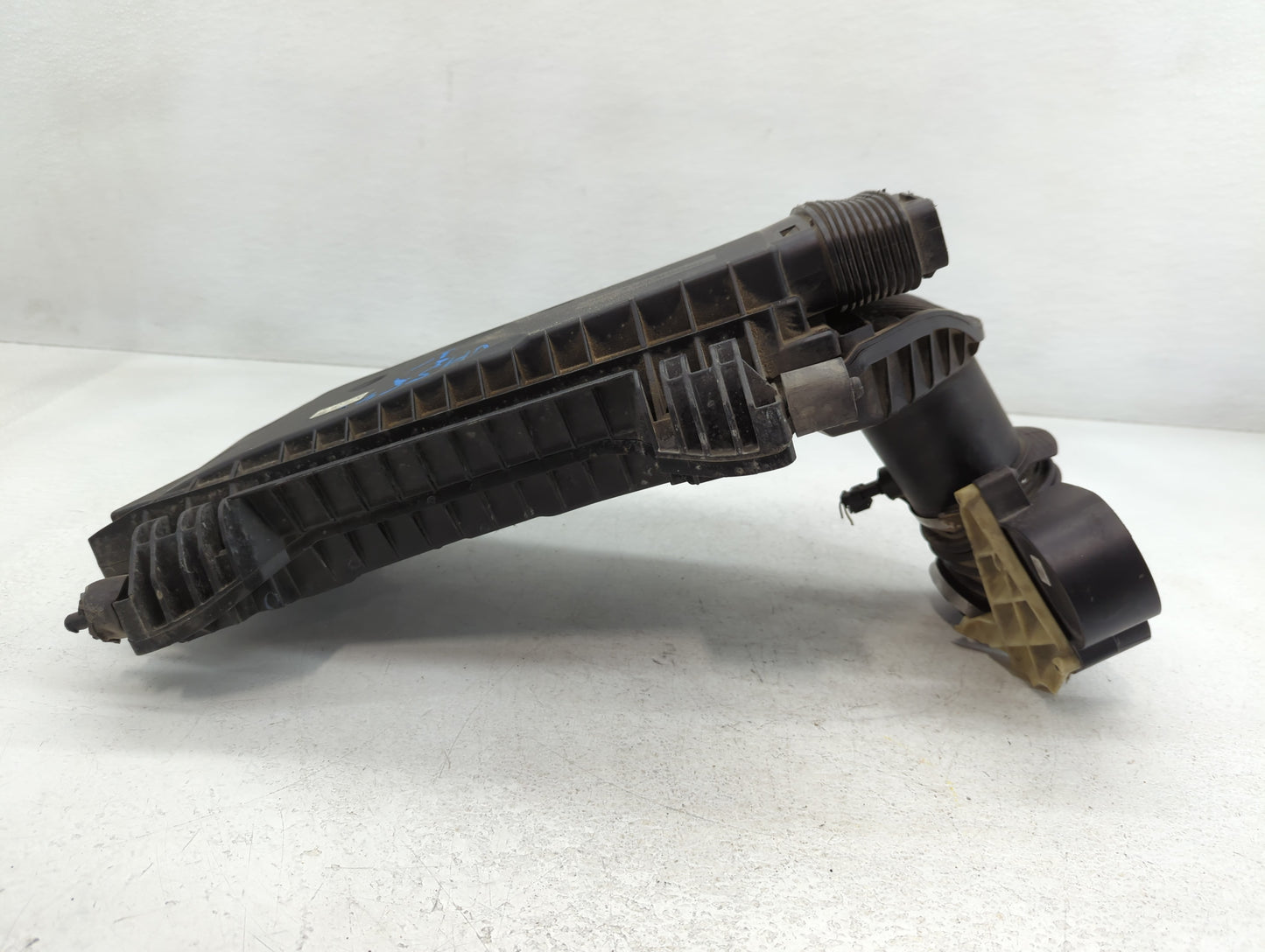 2012-2012 Mercedes-benz E350 Air Cleaner Intake-duct Hose Tube - Oemusedautoparts1.com