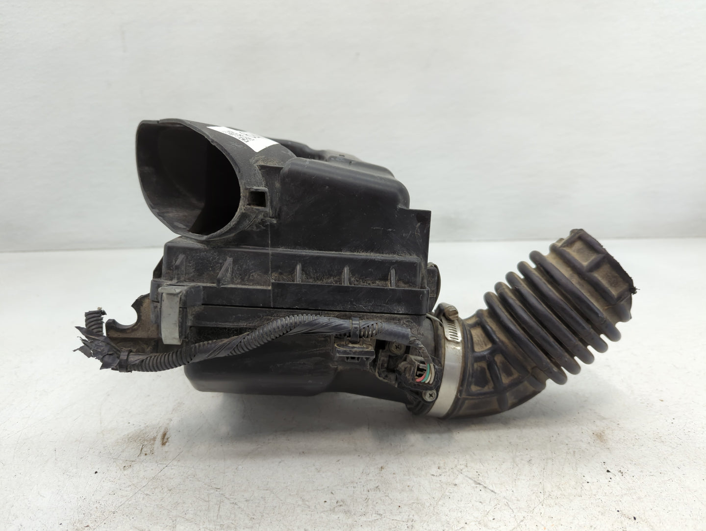 2019 Nissan Sentra Air Cleaner Intake-duct Hose Tube - Oemusedautoparts1.com