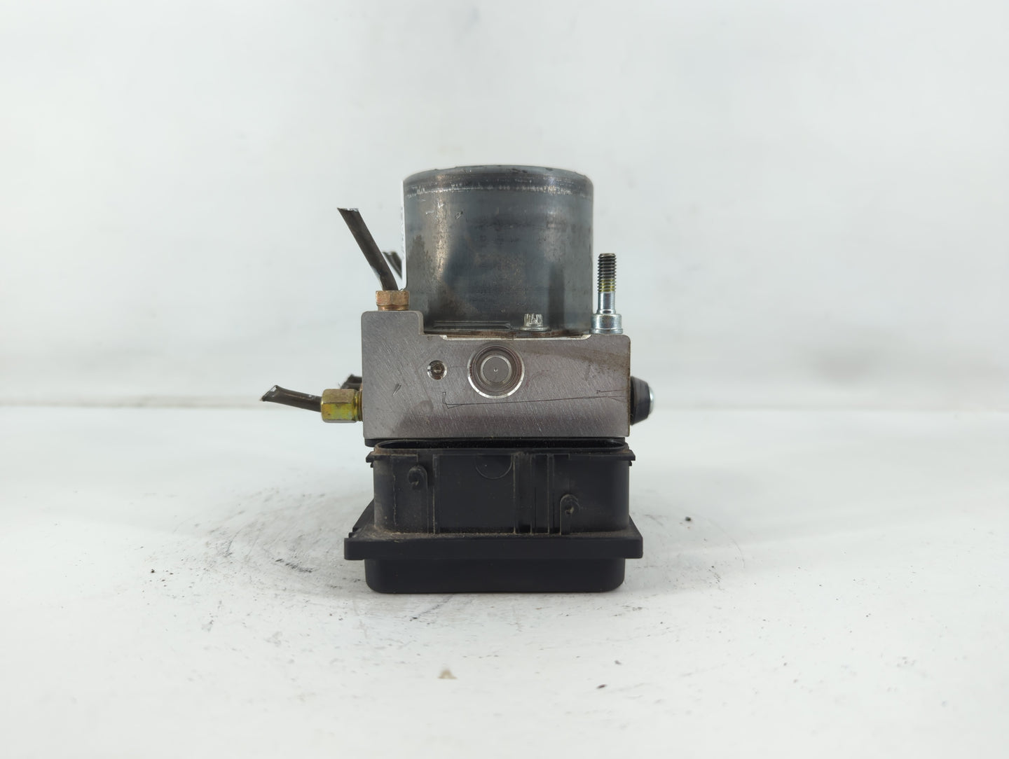 2008-2009 Nissan Altima ABS Pump Control Module Replacement P/N:47660 JB10A 0 265 232 013 01 Fits Fits 2008 2009 OEM Used Auto Parts - Oemusedautoparts1.com