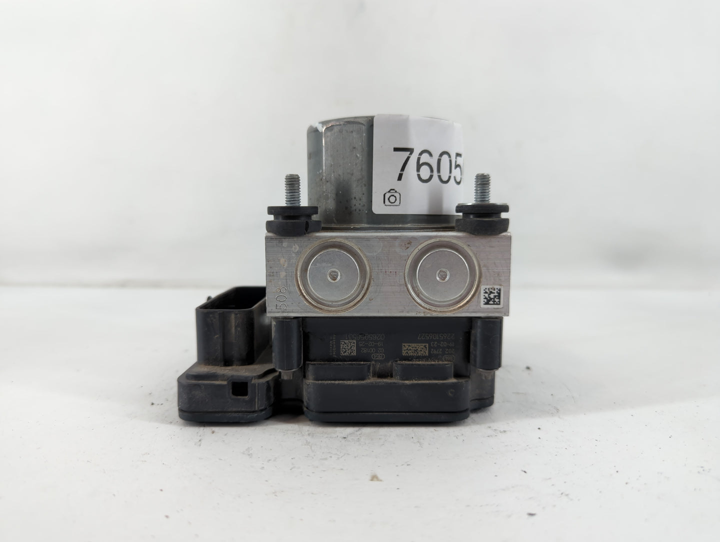 2019 Nissan Sentra ABS Pump Control Module Replacement P/N:269 886 47660 5UD0C Fits OEM Used Auto Parts - Oemusedautoparts1.com