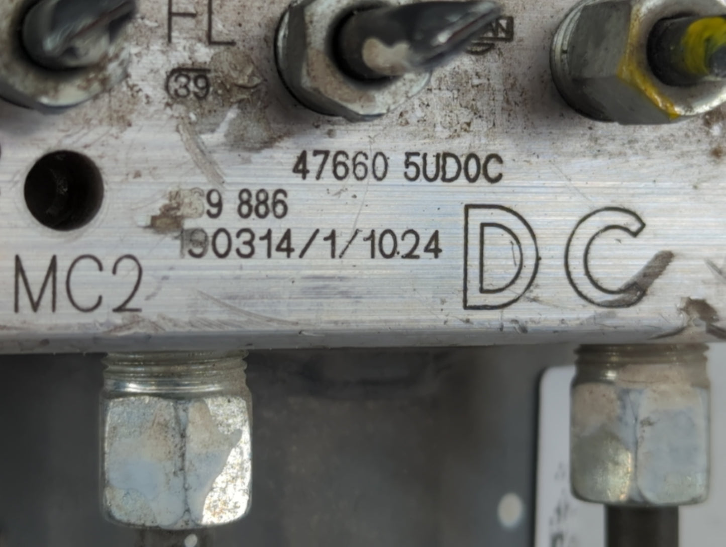 2019 Nissan Sentra ABS Pump Control Module Replacement P/N:269 886 47660 5UD0C Fits OEM Used Auto Parts - Oemusedautoparts1.com