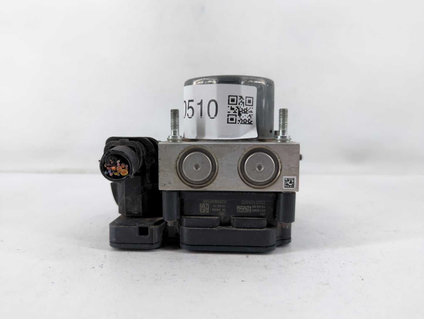 2015-2016 Nissan Rogue ABS Pump Control Module Replacement P/N:269 620 47660 5HA0A Fits Fits 2015 2016 OEM Used Auto Parts - Oemusedautoparts1.com