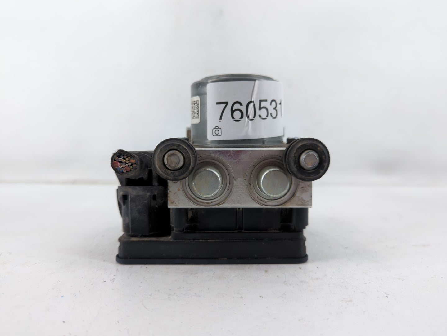 2014-2016 Chevrolet Impala ABS Pump Control Module Replacement P/N:23183129 Fits Fits 2014 2015 2016 OEM Used Auto Parts - Oemusedautoparts1.com