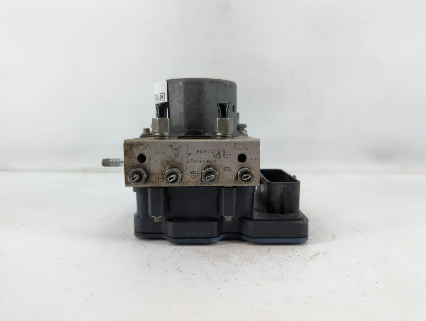 2017 Nissan Rogue Sport ABS Pump Control Module Replacement P/N:269 829 47660 6MA2A Fits OEM Used Auto Parts - Oemusedautoparts1.com