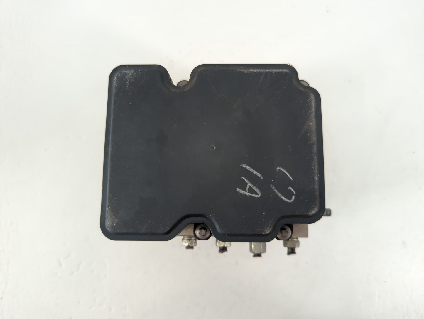 2017 Nissan Rogue Sport ABS Pump Control Module Replacement P/N:269 829 47660 6MA2A Fits OEM Used Auto Parts - Oemusedautoparts1.com