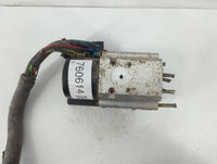 2003-2006 Chevrolet Suburban 1500 ABS Pump Control Module Replacement P/N:DC3335E005BJ Fits Fits 2003 2004 2005 2006 OEM Used Auto Parts - Oemusedautoparts1.com