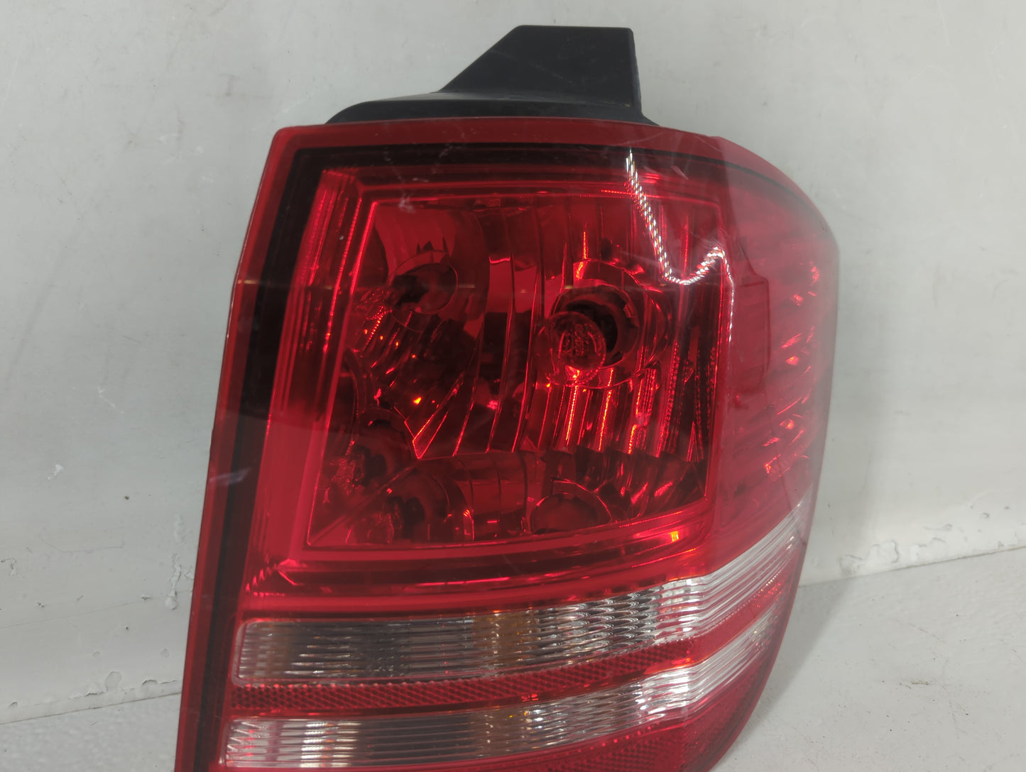2009 Dodge Journey Tail Light Assembly Passenger Right OEM P/N:05116290AD Fits OEM Used Auto Parts - Oemusedautoparts1.com