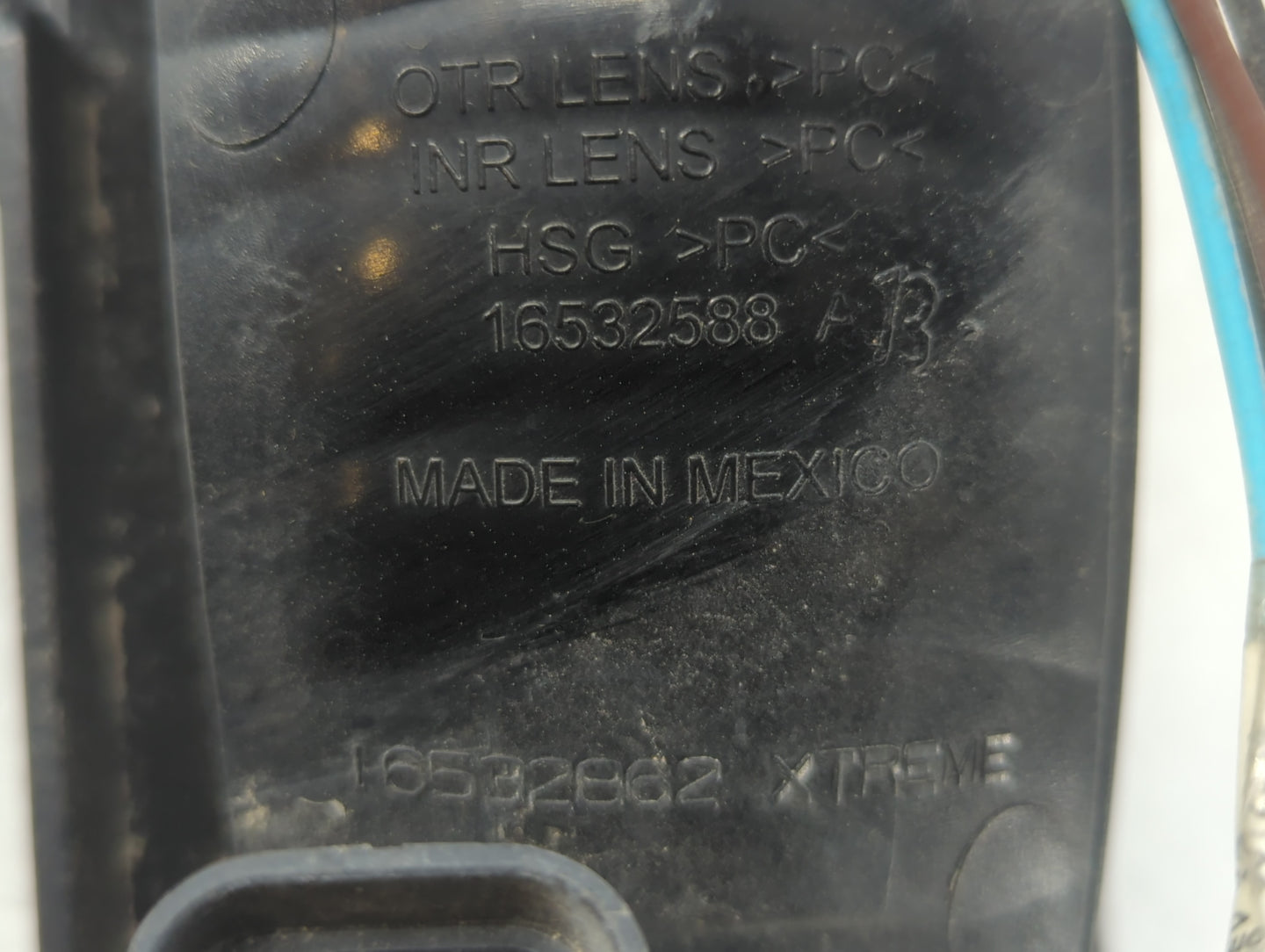 2004 Chevrolet Colorado Passenger Right Oem Head Light Headlight Lamp - Oemusedautoparts1.com