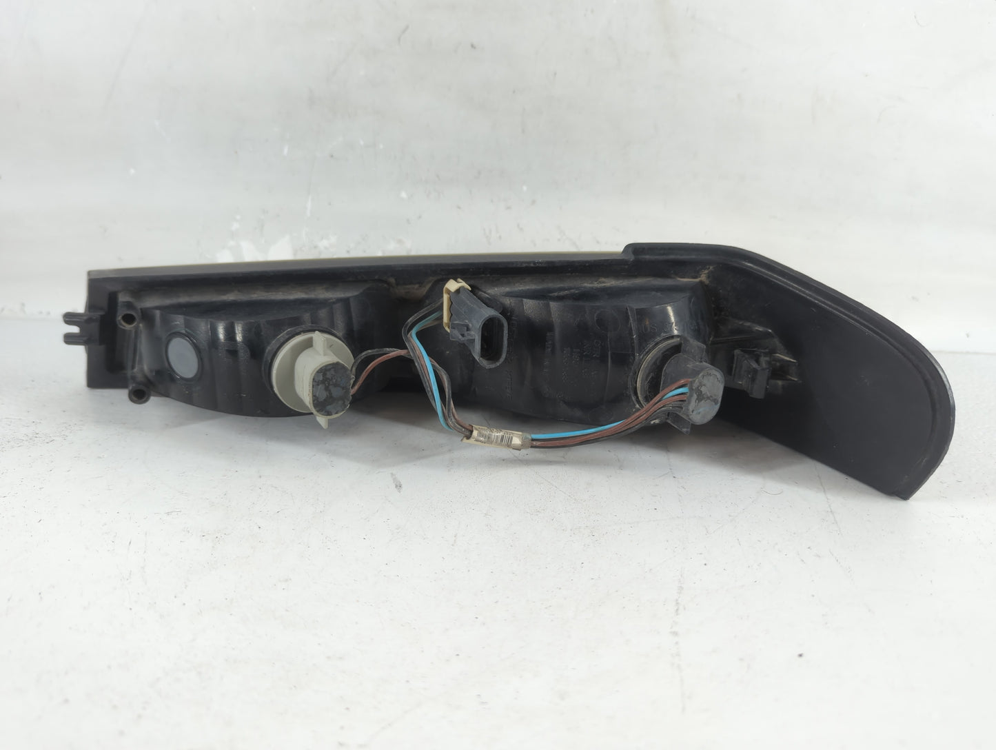 2004 Chevrolet Colorado Passenger Right Oem Head Light Headlight Lamp - Oemusedautoparts1.com
