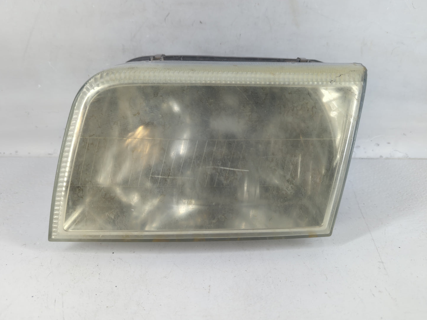 2006-2011 Mercury Grand Marquis Driver Left Oem Head Light Headlight Lamp - Oemusedautoparts1.com