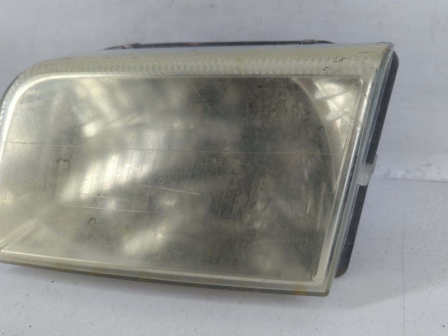 2006-2011 Mercury Grand Marquis Driver Left Oem Head Light Headlight Lamp - Oemusedautoparts1.com
