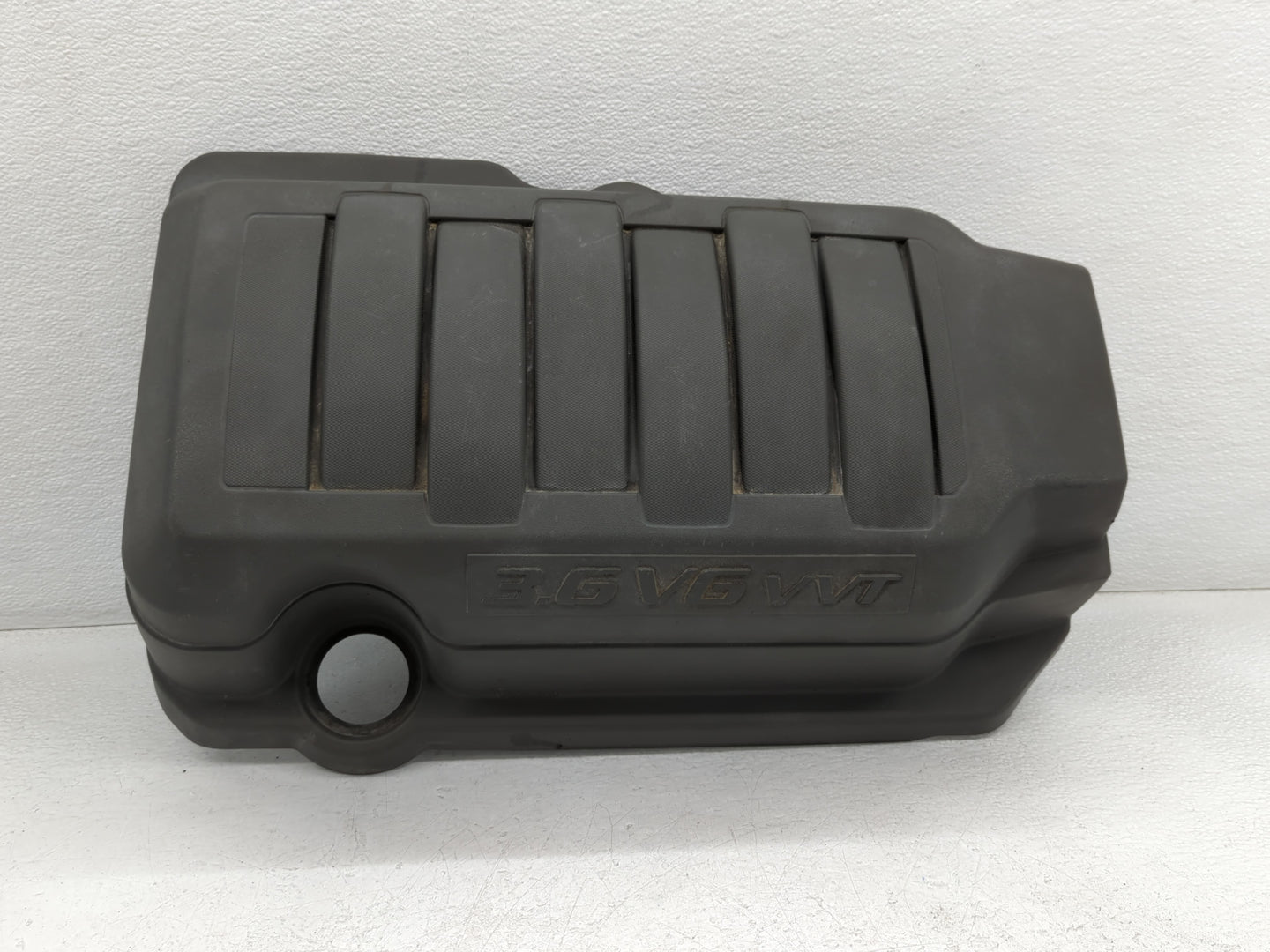 2008 Gmc Acadia Engine Cover - Oemusedautoparts1.com