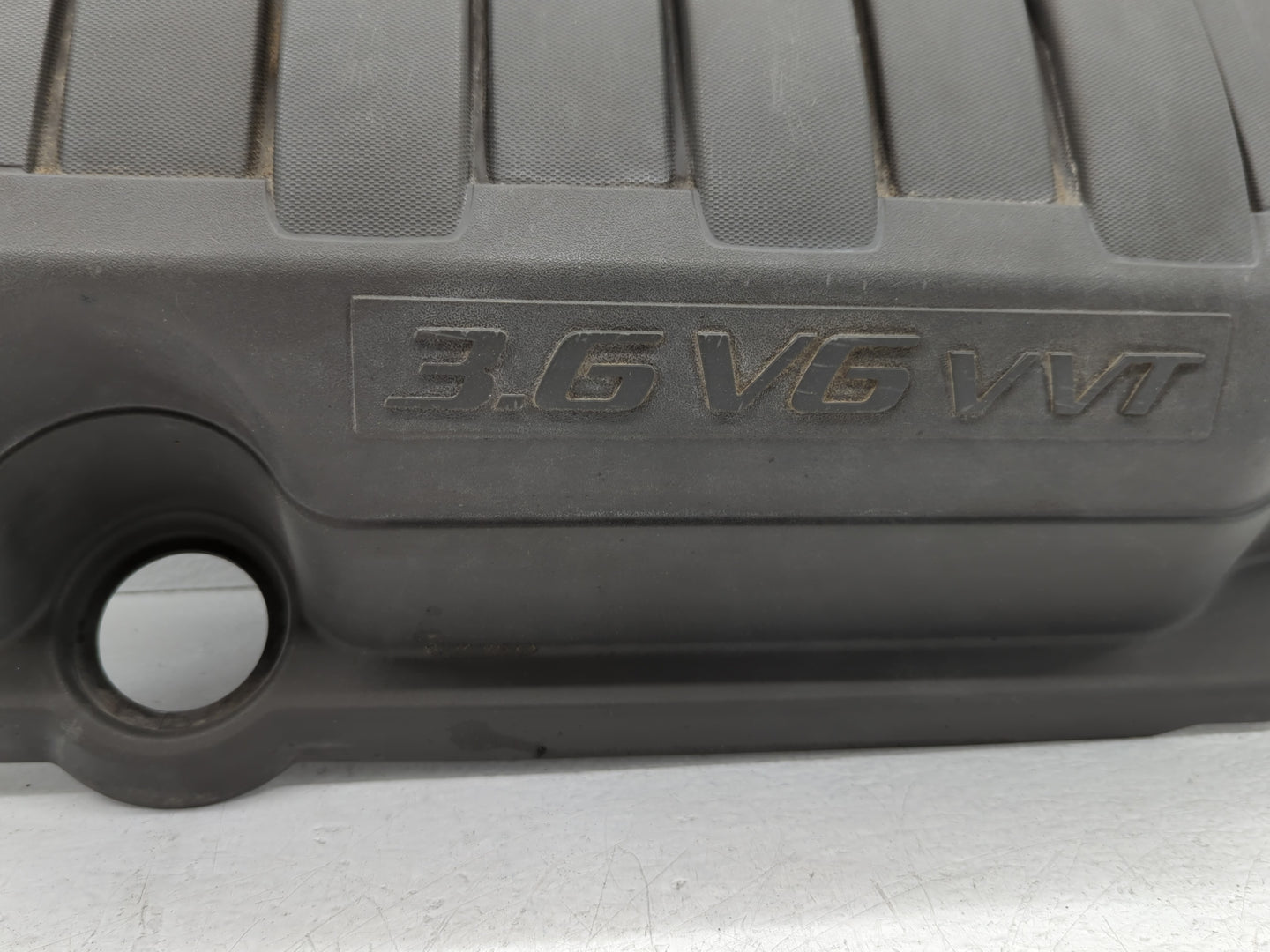 2008 Gmc Acadia Engine Cover - Oemusedautoparts1.com