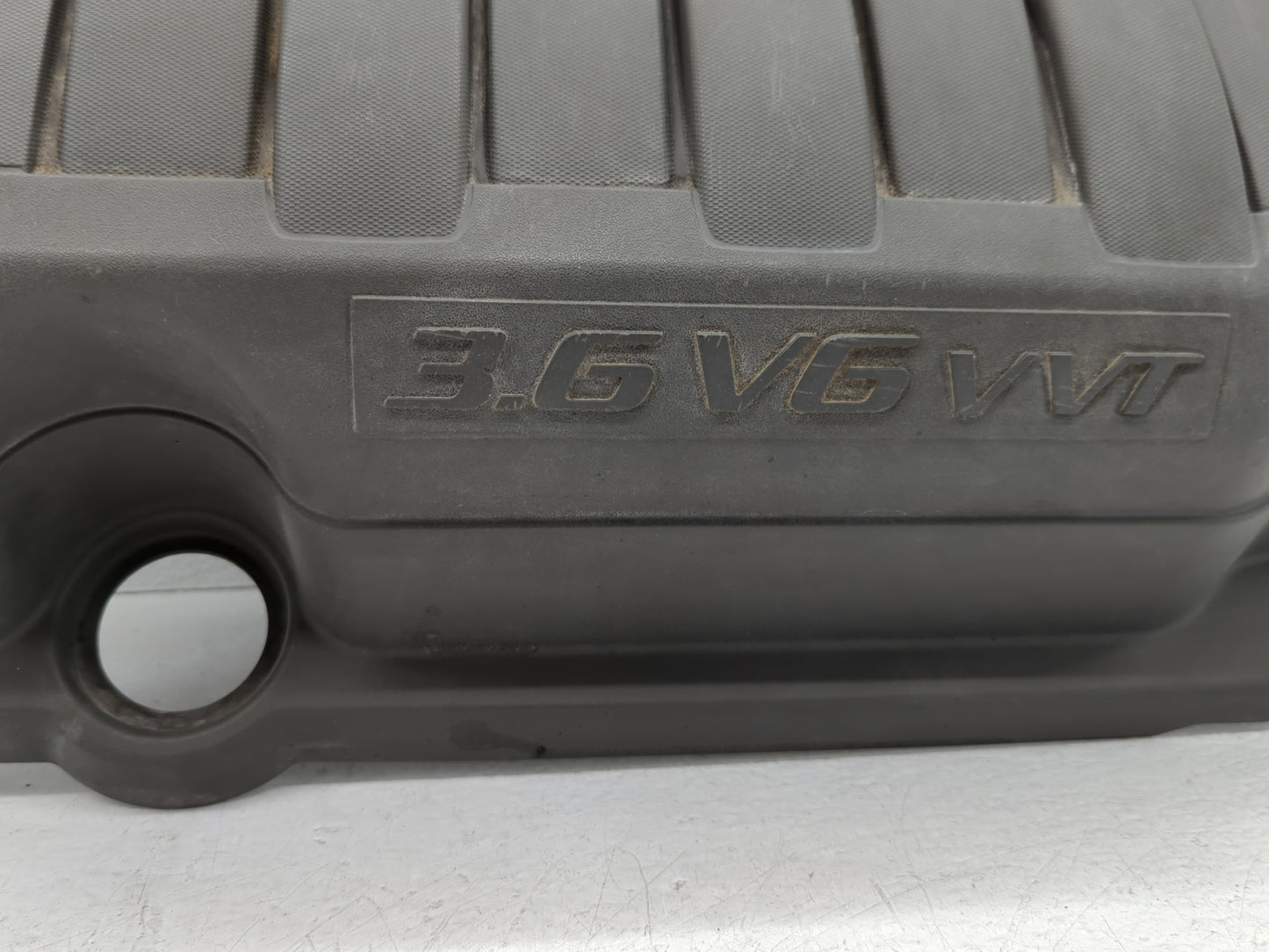 2008 Gmc Acadia Engine Cover - Oemusedautoparts1.com