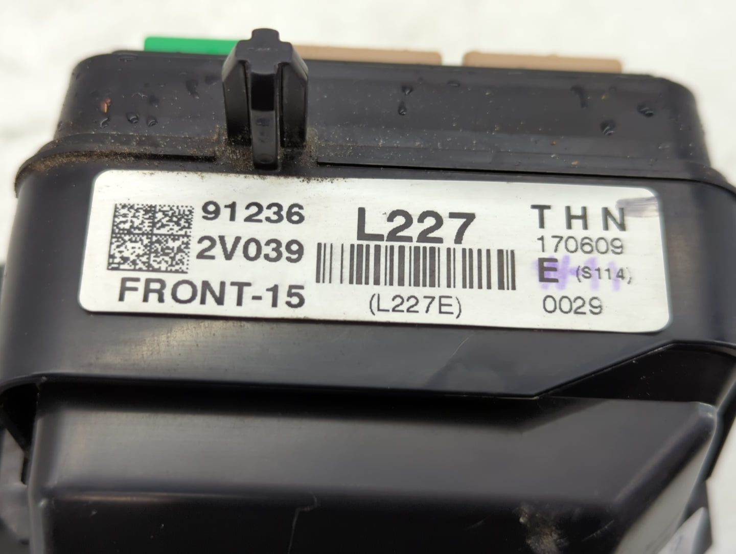 2015-2017 Hyundai Veloster Fusebox Fuse Box Panel Relay Module P/N:91236 2V039 Fits Fits 2015 2016 2017 OEM Used Auto Parts - Oemusedautoparts1.com