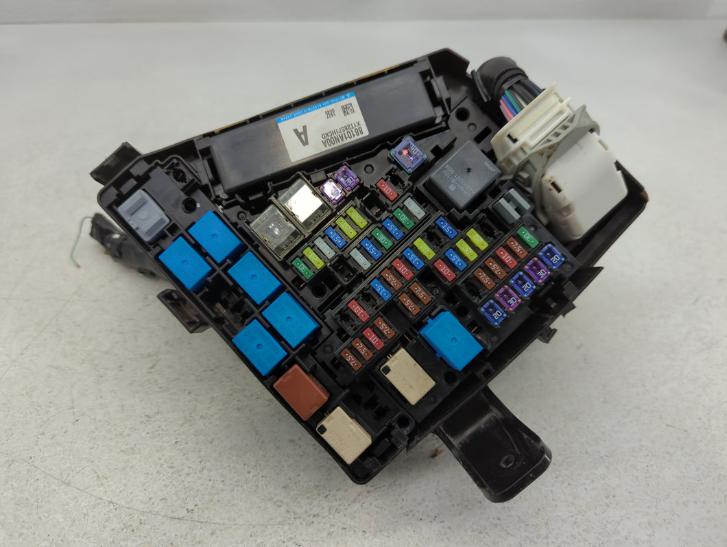 2021-2022 Subaru Legacy Fusebox Fuse Box Panel Relay Module P/N:88101AN00A Fits Fits 2021 2022 OEM Used Auto Parts